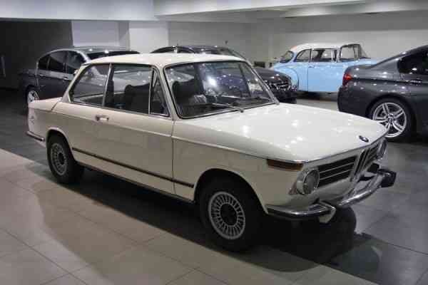 Μεταχειρισμένη ελληνική BMW 2002 μοντέλο του 1976