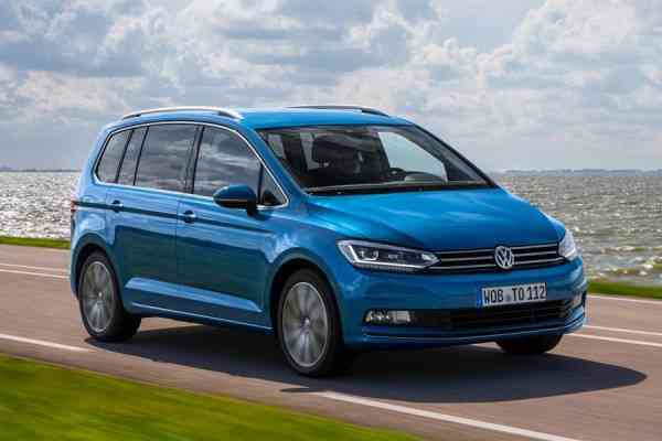 Volkswagen Touran με νέους κινητήρες 1.8 TSI και 2.0 TDI
