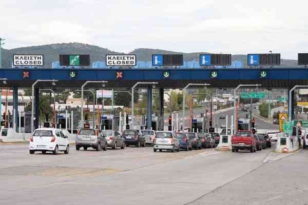 Διόδια με το χιλιόμετρο και απαγορεύσεις στους παράπλευρους