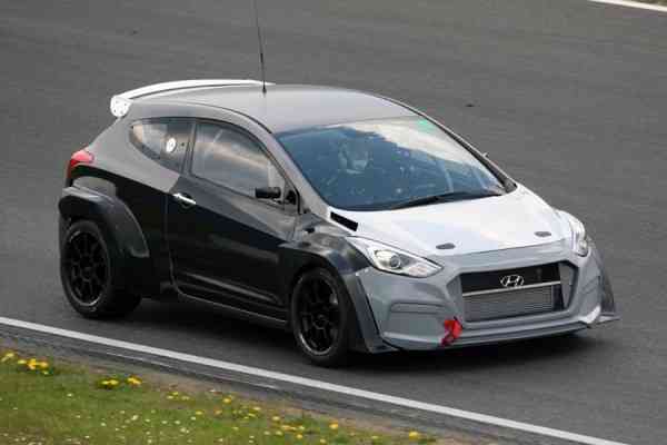 Hyundai i30 N 2.0 Turbo 260 PS στον 24h αγώνα του Nürburgring