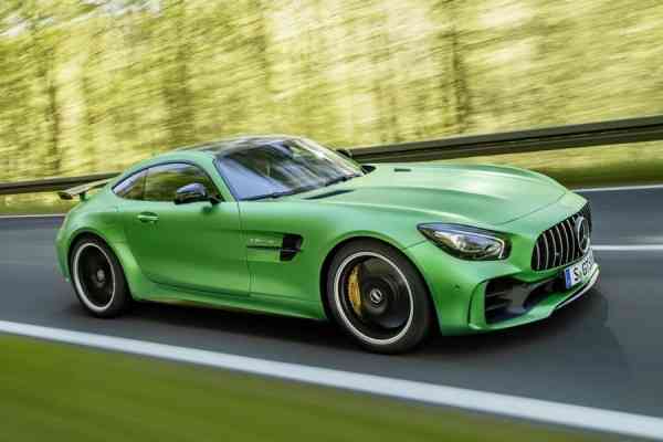 Νέα κτηνώδης Mercedes-AMG GT R με 585 ίππους