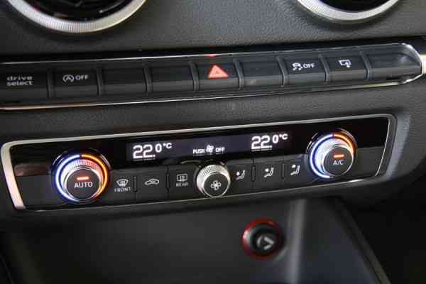 Διαγωνισμός με δώρο 5 service κλιματιστικού αυτοκινήτου!