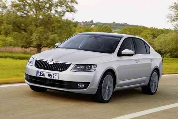 Νέα Skoda Octavia 1.0 TSI και με ρυθμιζόμενη ανάρτηση