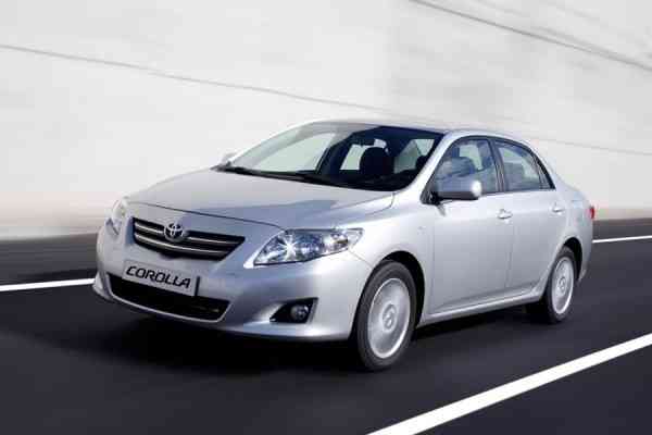 Ανάκληση 3,4 εκ. Toyota για έλεγχο αερόσακων και ρεζερβουάρ