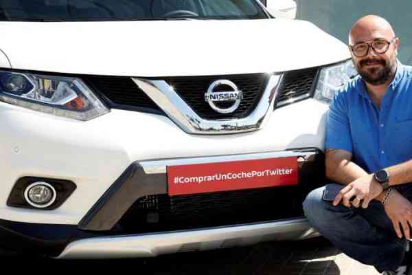 Πώληση Nissan μέσω Twitter και παραλαβή κλειδιών με courier!