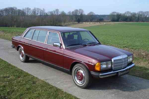 Mercedes W123 8θέσια του 1985 με 56.000 χλμ. – 18.500 ευρώ
