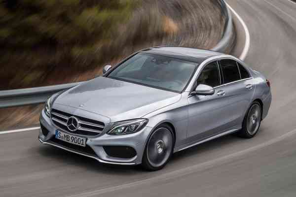 Ανάκληση Mercedes C-Class για πιθανή διαρροή καυσίμου