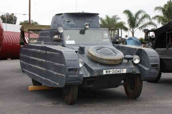 Πωλείται σπάνια Porsche άρμα μάχης του 1939!