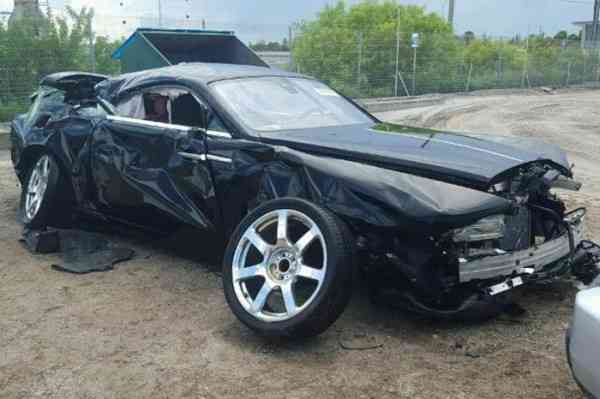 Τρακαρισμένη Rolls-Royce Wraith για 11.500 ευρώ!