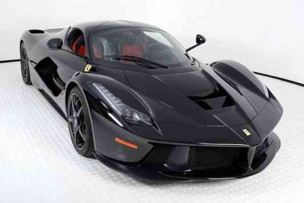 Ferrari LaFerrari με μηνιαία δόση από 33.000 ευρώ!