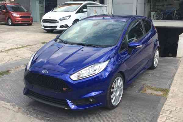 Μεταχειρισμένο Ford Fiesta ST 220hp του 2013 με 32.000 χλμ.