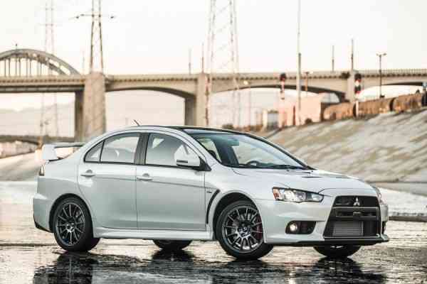 Πωλήθηκε το τελευταίο Mitsubishi Lancer Evolution