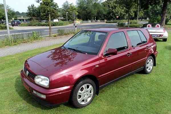 Αυτό το Volkswagen Golf του 1995 έχει 2.330 χιλιόμετρα!