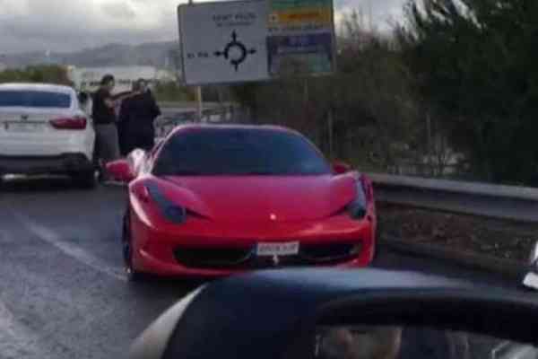 Τράκαρε τη Ferrari του o Νεϊμάρ (+video)