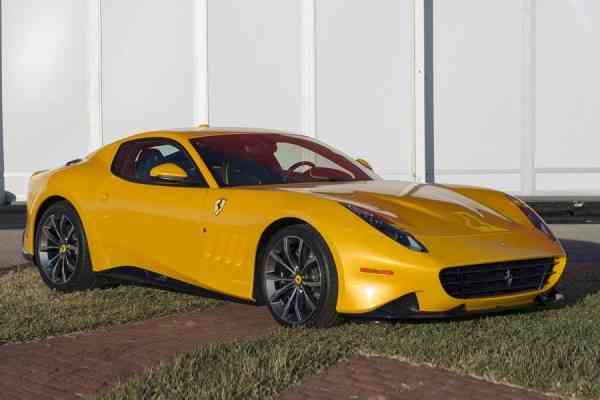 Μία και μοναδική Ferrari. Στην κυριολεξία (+video)