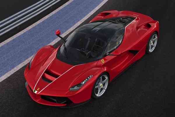 Έσπασε κάθε ρεκόρ τιμής η τελευταία 500η Ferrari LaFerrari