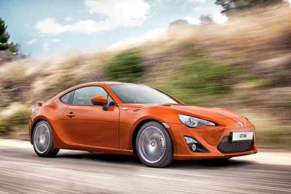 Έρχεται η δεύτερη γενιά του Toyota GT86