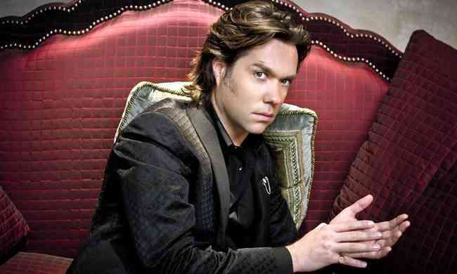 Ο Rufus Wainwright live στο main stage του Gazarte