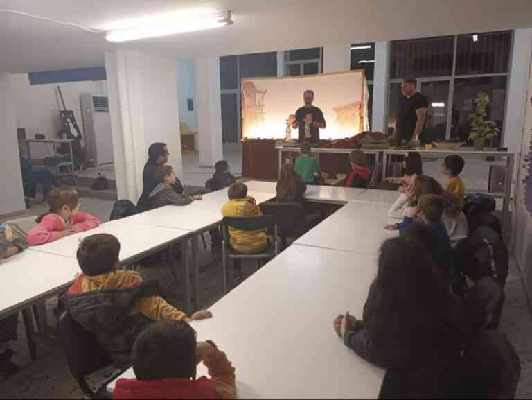 “Στάση” στο Ιστορικό Κέντρο της Αθήνας κάνει ο “Πολιτισμός στις Γειτονιές” τα Χριστούγεννα!