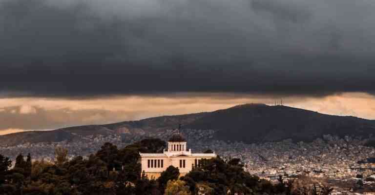 Δείτε live την πορεία της κακοκαιρίας – Μήνυμα «112» στους κατοίκους της Αθήνας