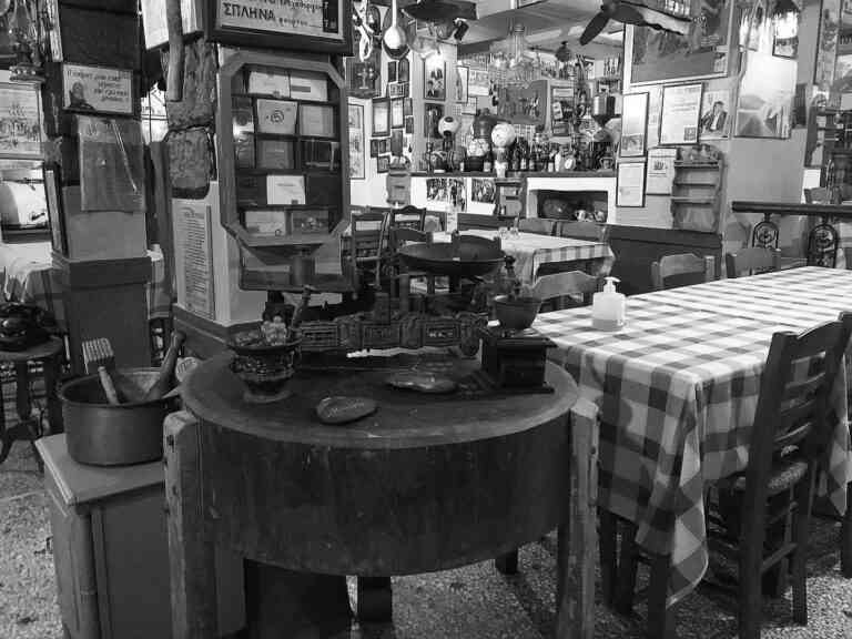 Ο «Τσομπανάκος» – Το μπαξέ τσιφλίκι του Τσιτσάνη
