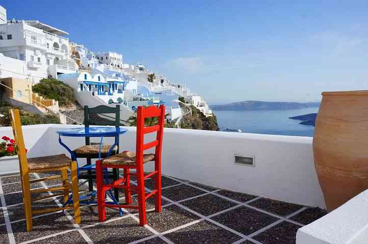 Άγρα στελεχών κι εργαζομένων – Πλειοδοτικοί διαγωνισμοί μισθών στον εργασιακό χώρο