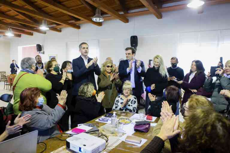 «3η e-λικία»: Ψηφιακές Γωνιές στις 25 Λέσχες Φιλίας του Δήμου Αθηναίων