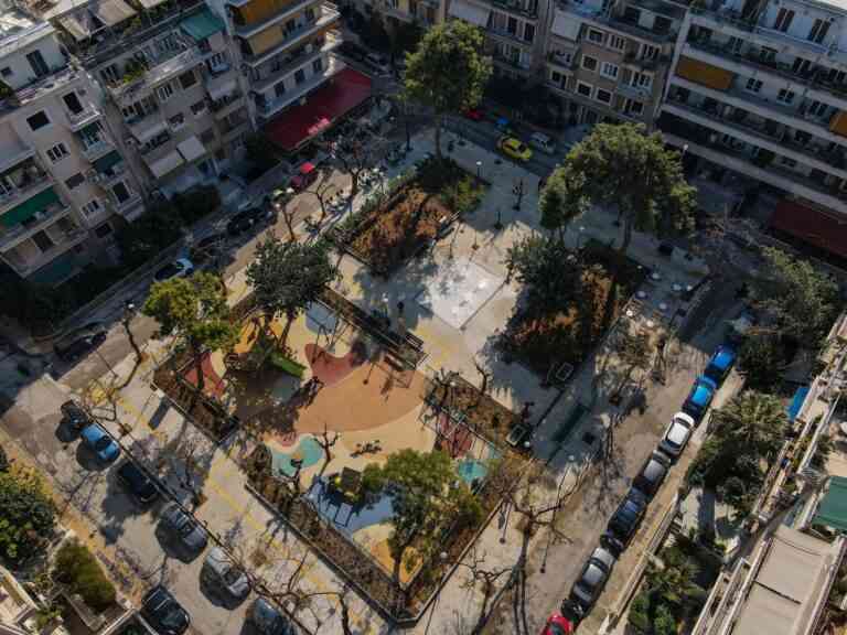 Ολοκληρώθηκε η ανάπλαση της ιστορικής πλατείας Καλλιγά στα Κάτω Πατήσια (ΦΩΤΟ)
