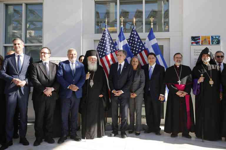 Ο Μπλίνκεν εγκαινίασε τη βόρεια πτέρυγα της πρεσβείας των ΗΠΑ στην Αθήνα