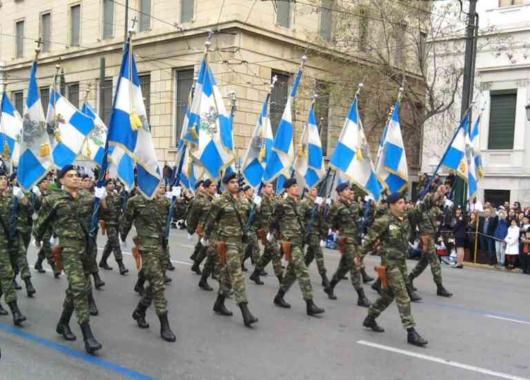Τα μέτρα της Τροχαίας για 24 και 25 Μαρτίου στην Αθήνα λόγω της μαθητικής και στρατιωτικής παρέλασης