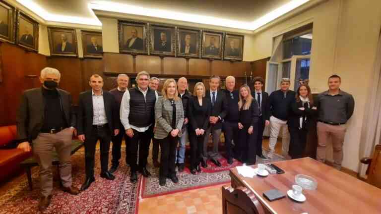 Οι έμποροι της Αθήνας με το βλέμμα στο μέλλον – Επανεξελέγη πρόεδρος ο Στ.Καφούνης