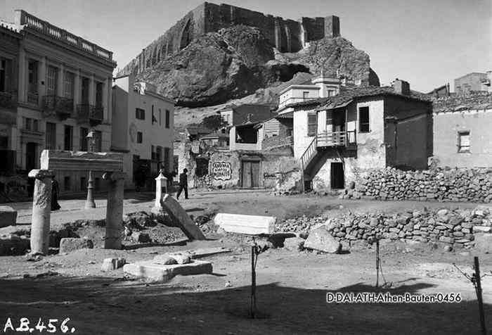 Όταν η Αθήνα είχε ποτάμι. Φωτογραφίες ενός κόσμου που οι περισσότεροι δεν γνωρίζουν