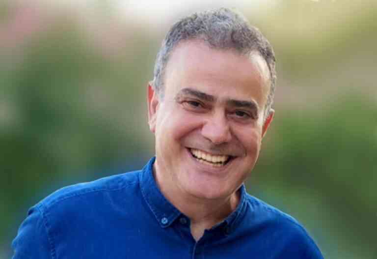 Δήμος Παλλήνης: 8 δημοτικοί σύμβουλοι δύο παρατάξεων της αντιπολίτευσης στο πλευρό του Χρήστου Αηδόνη