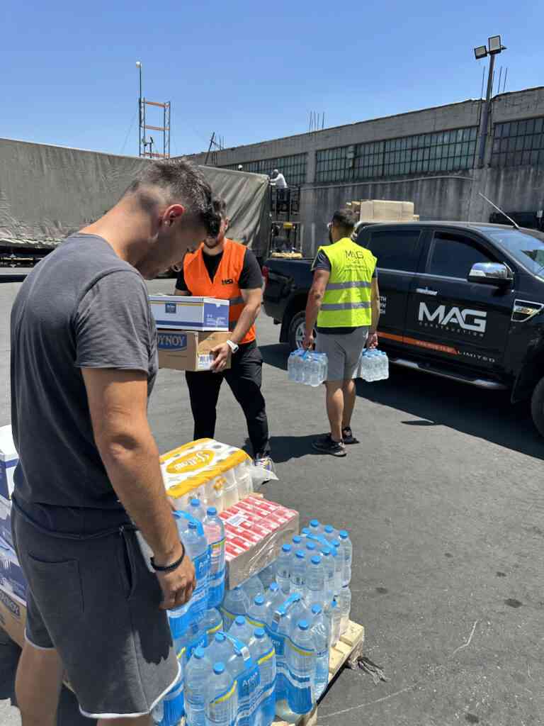 Η Mag Constructions στέλνει είδη πρώτης ανάγκης στη Ρόδο.
