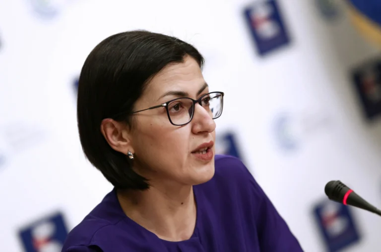 Προσωπικός γιατρός: Τηλεδιάσκεψη Αγαπηδάκη με Προέδρους Ιατρικών Σχολών για τις αλλαγές στην Πρωτοβάθμια