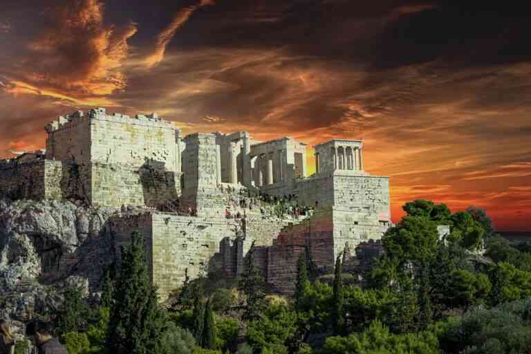 Ένα ιστορικό ντοκουμέντο από την Ακρόπολη: Η παλαιότερη φωτογραφία της