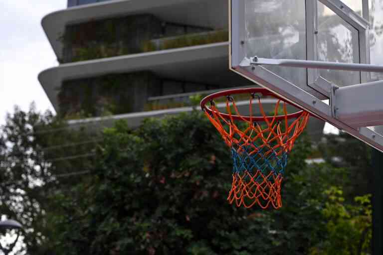 Δήμος Αθηναίων: Ανακαινίστηκαν 9 ανοιχτά γήπεδα μπάσκετ σε 6 αθλητικούς χώρους της πόλης (ΦΩΤΟ)