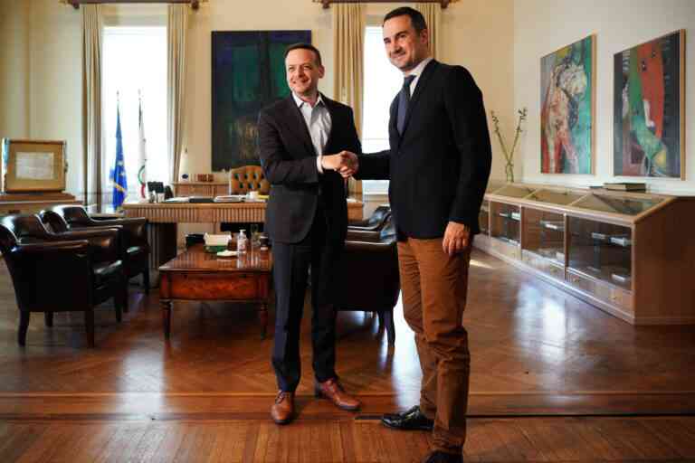 Συνάντηση του Δημάρχου της Αθήνας με τον Αλέξη Χαρίτση και τον Νάσο Ηλιόπουλο