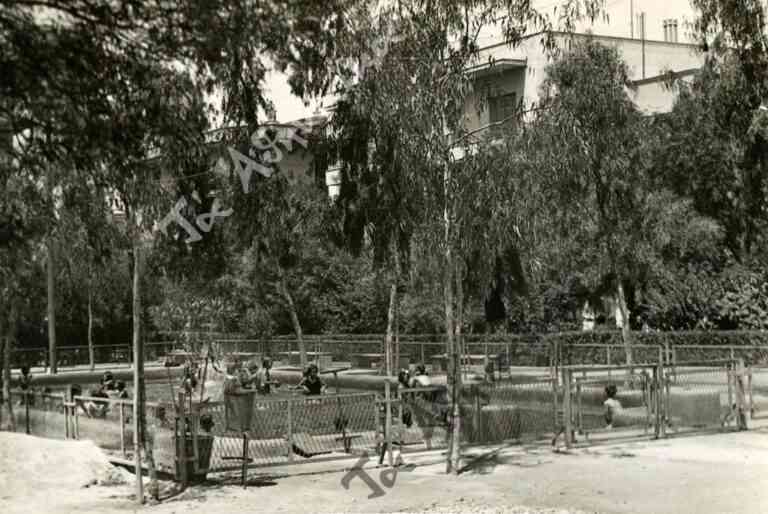 Οι λαϊκές παιδικές πισίνες του 1930 στις γειτονιές των Αθηνών (ΦΩΤΟ)