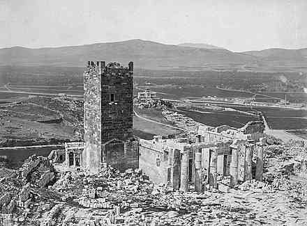 Ο Φραγκικός Πύργος της Ακρόπολης (ΦΩΤΟ)