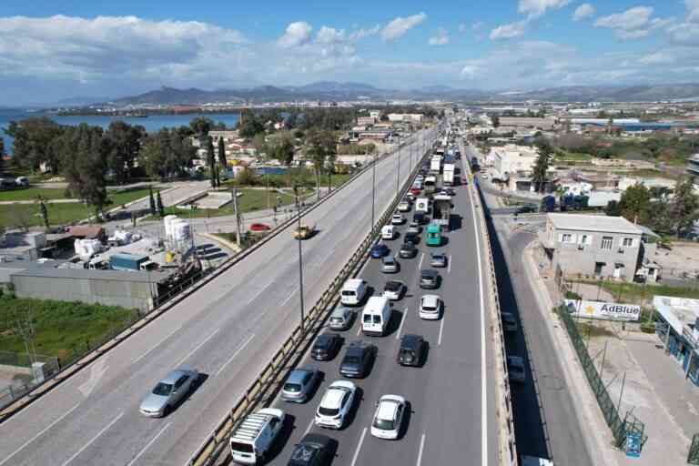 Ταλαιπωρία στην Εθνική Αθηνών – Κορίνθου για τους ταξιδιώτες της Καθαράς Δευτέρας
