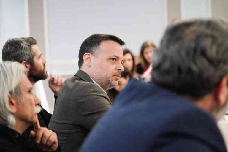 Χάρης Δούκας για «γκλοπ μπάτσου»: Παραποιούν βάναυσα την αλήθεια