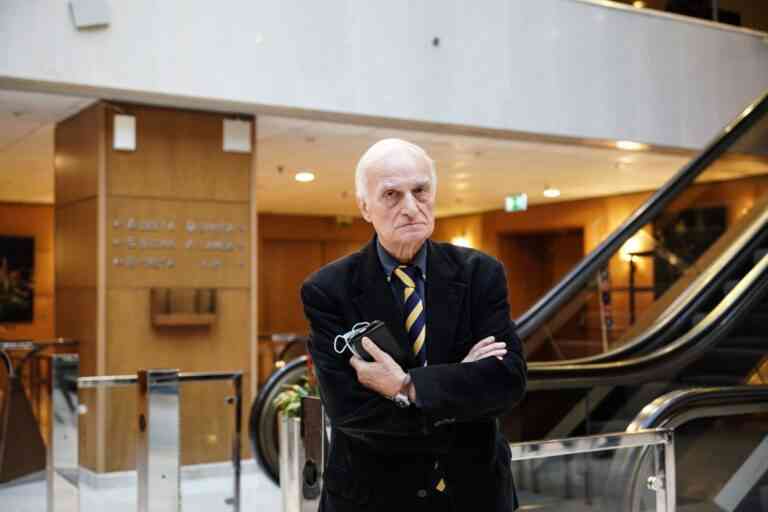 Έκκληση για αίμα για τους γονείς από τον γιο του Μανώλη Μαυρομμάτη