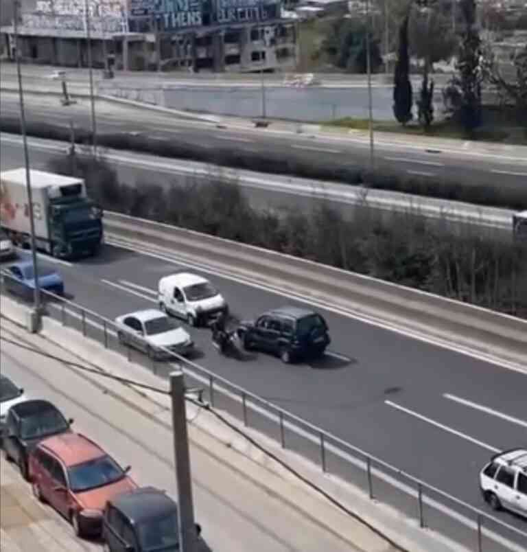 Οδηγός μπήκε ανάποδα στην Αττική οδό (VIDEO)