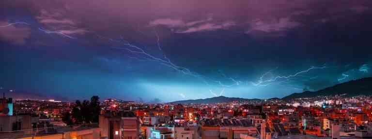 Βροχές στην Αττική από το απόγευμα | Η προειδοποίηση της ΕΜΥ (LIVE)