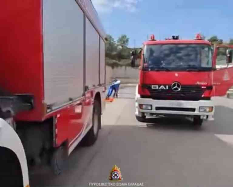 Άσκηση κατάσβεσης και διάσωσης εγκλωβισμένων της Πυροσβεστικής (VIDEO)
