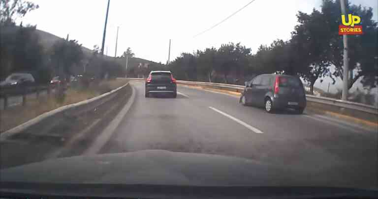 Τρελή πορεία ΙΧ στον Περιφερειακό του Καρέα (VIDEO)