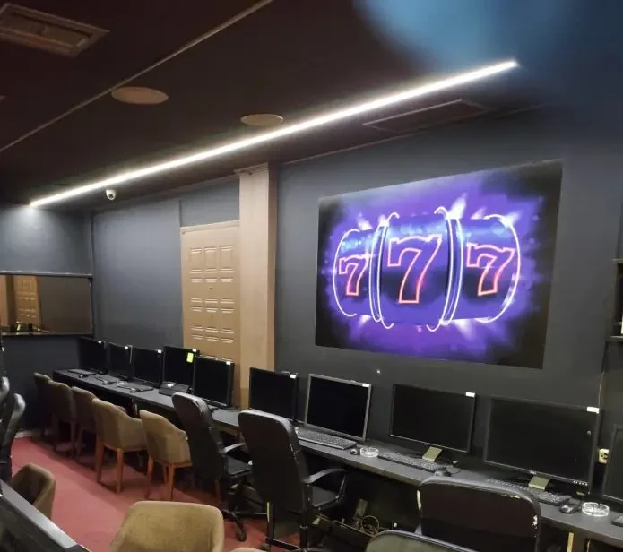 Εντοπίστηκε κατάστημα με παράνομα τυχερά παίγνια σε περιοχή της Αθήνας (ΦΩΤΟ)